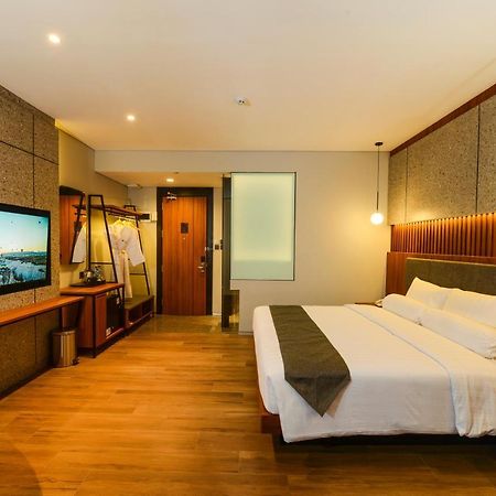Nata Azana Hotel Solo Kültér fotó
