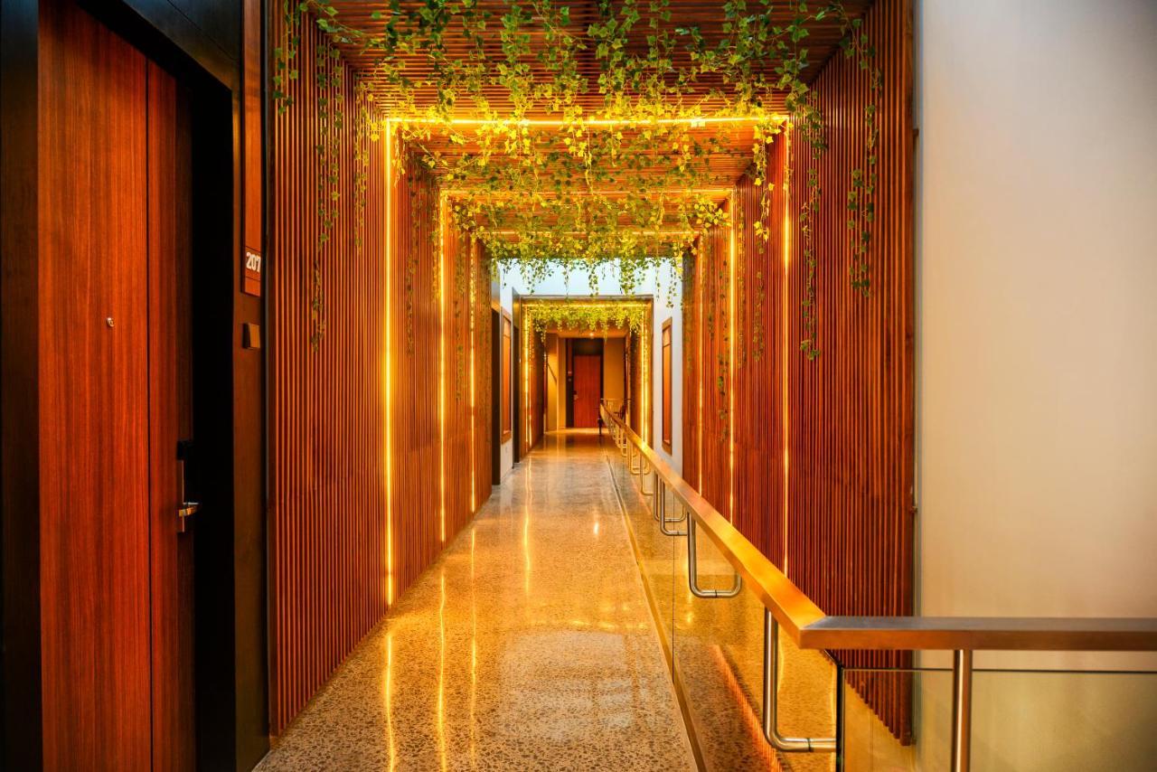 Nata Azana Hotel Solo Kültér fotó