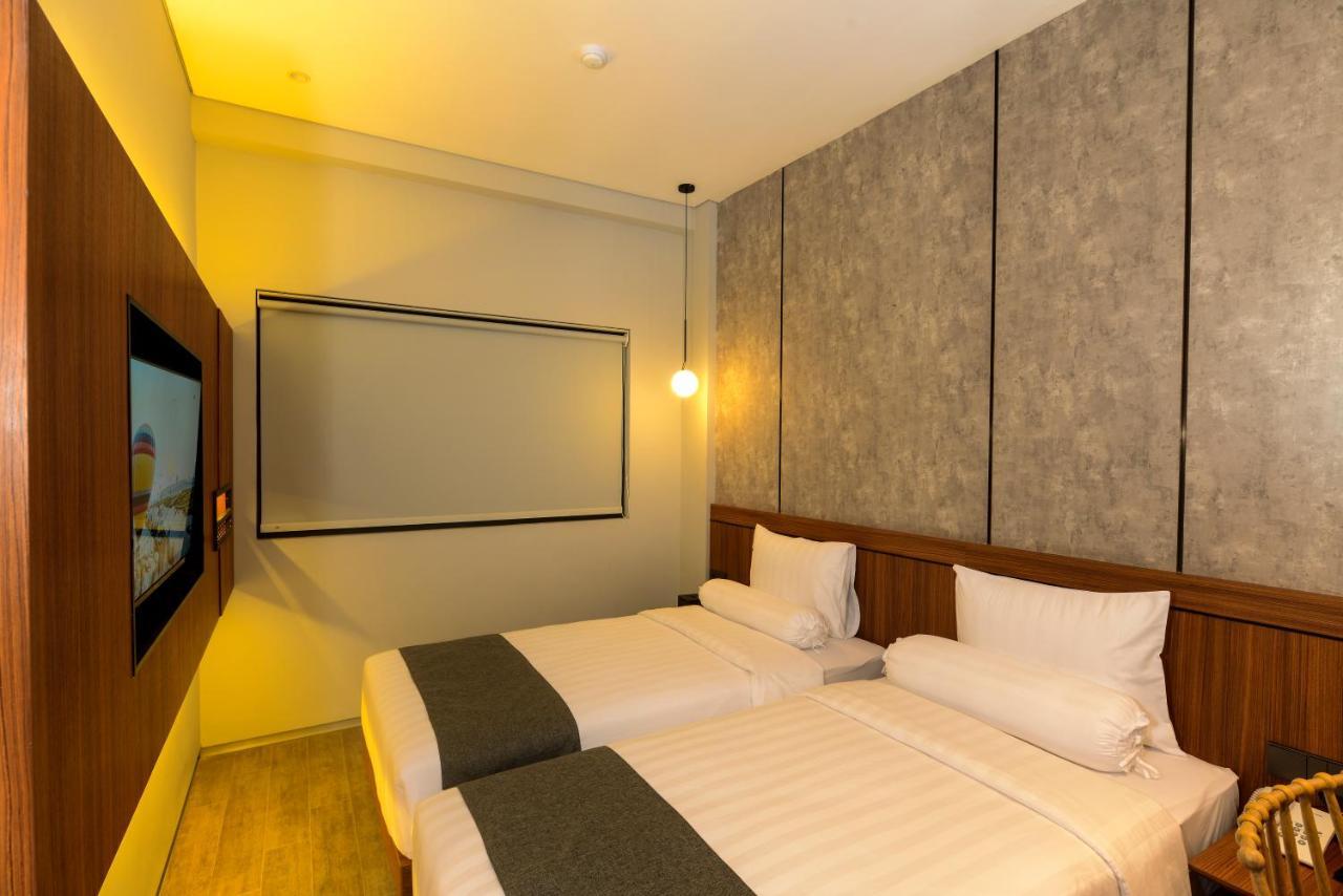 Nata Azana Hotel Solo Kültér fotó